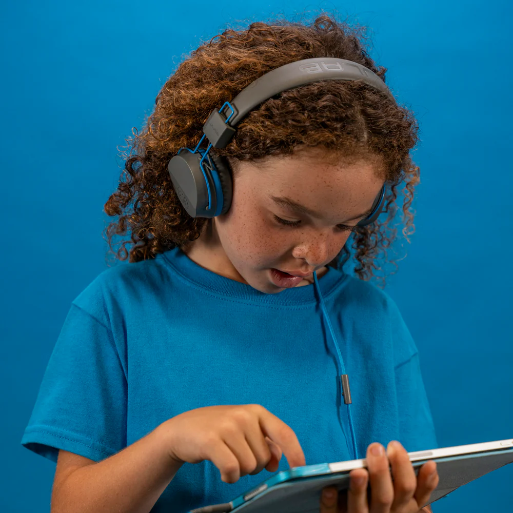 JBuddies Studio On-Ear Kids Wired Headphones Graphite/Blue - Image 3